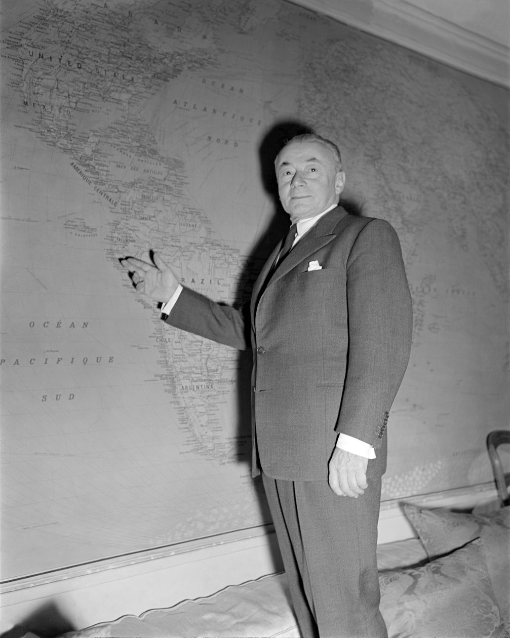 POLITIKEREN PAUL RENAUD I PARIS - 1949 af Unbekannt