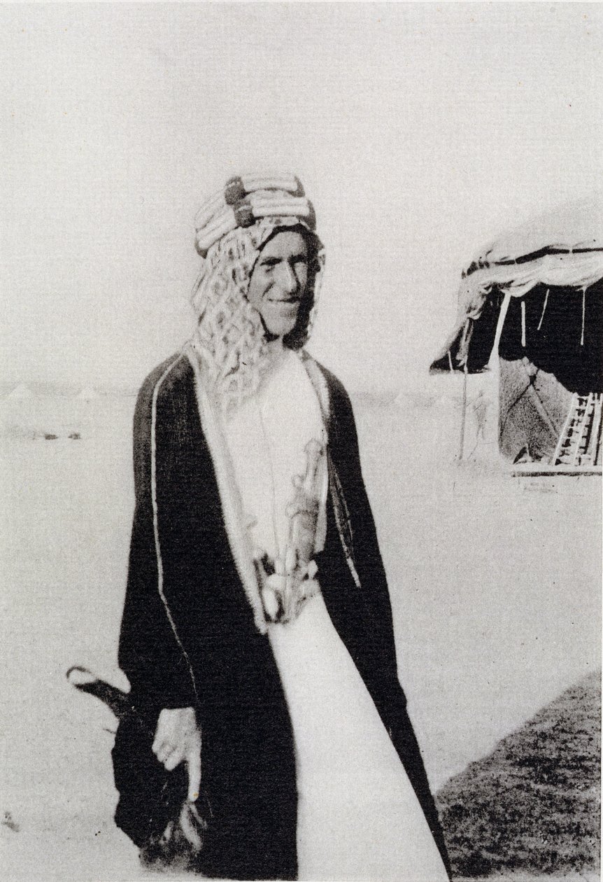 T. E. Lawrence i arabisk kjole (s/h-billede) af Unbekannt