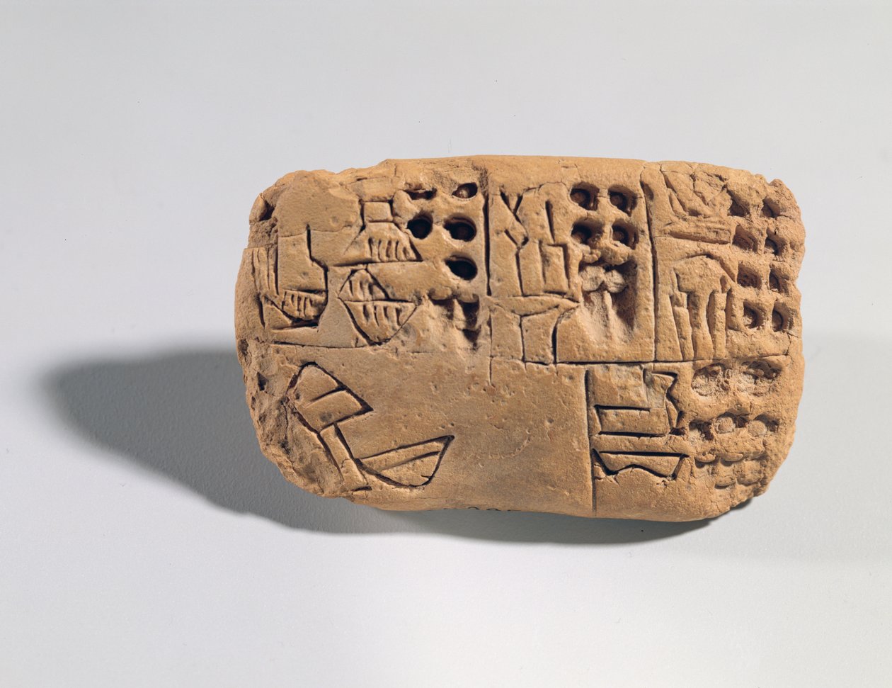 Tablet med piktografisk inskription, Protoliterate Periode, ca. 3300 f.Kr. (ler) af Unbekannt