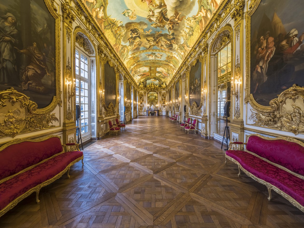 Galleri doree og hvælvingen malet af Francois Perrier (1594-1649) af Unbekannt