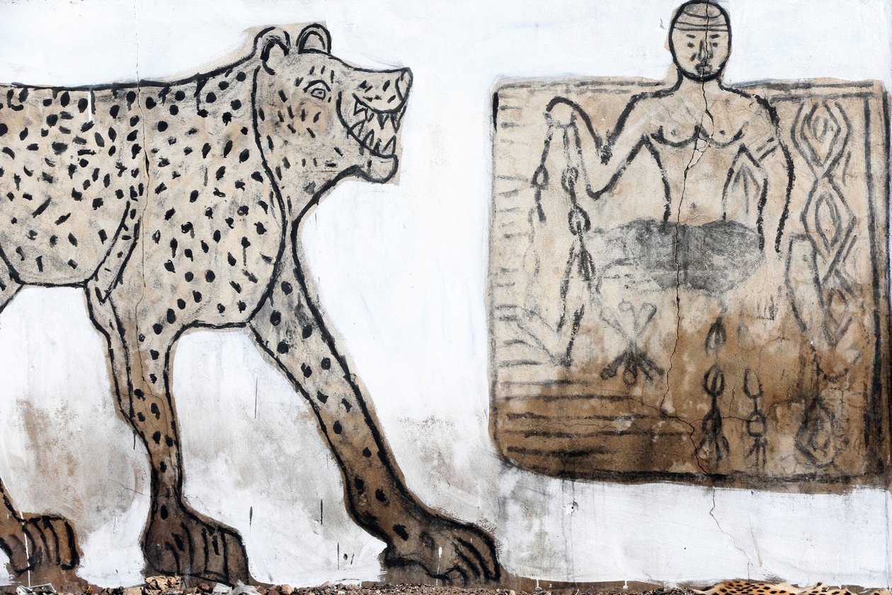 Voodoo-vægmaleri på Akodessewa Fetish Market, kendt som verdens største voodoo-marked. Lomé, Togo af Unbekannt