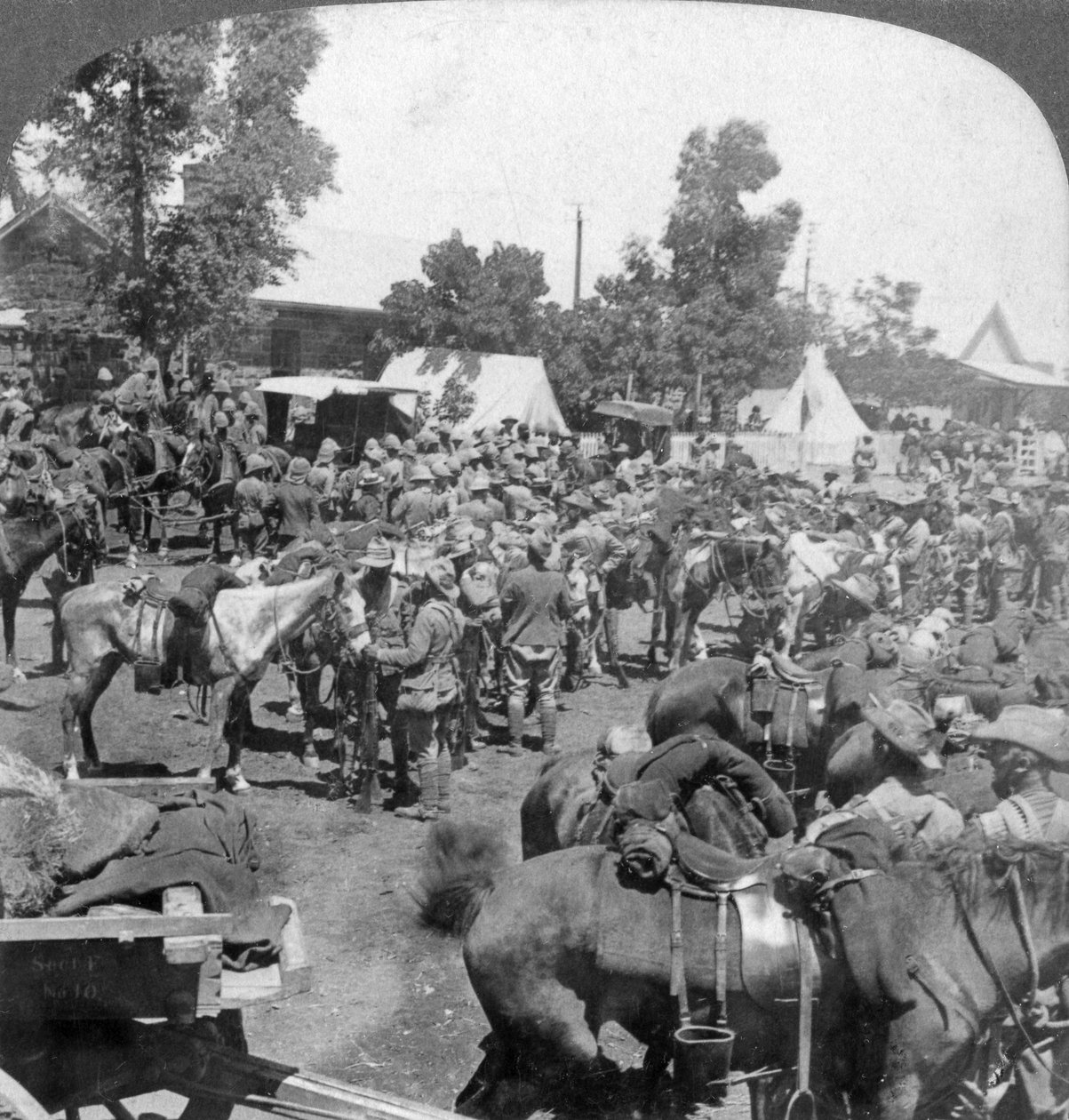 General Cronjes ankomst til Modder-floden som krigsfange, Sydafrika, Boer War, 1901 af Underwood and Underwood