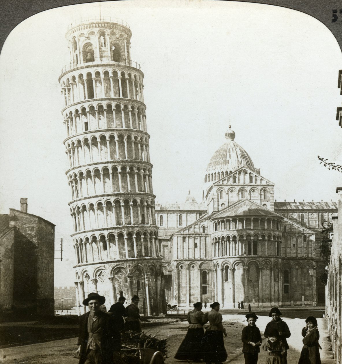 Katedralen og det skæve tårn i Pisa, Italien. af Underwood and Underwood