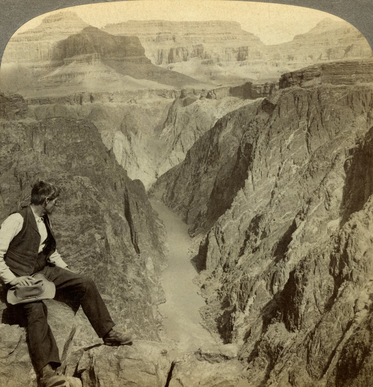 Colorado River, Grand Canyon, Arizona, USA. af Underwood and Underwood