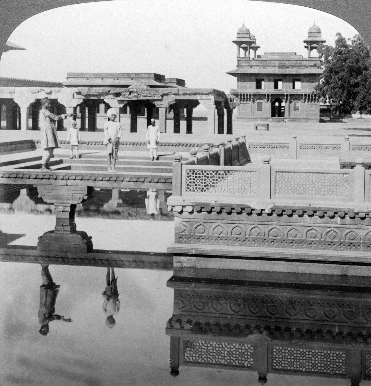 Court of the Mogul Emperors palace, Fatehpur Sikri, Indien, 1904. af Underwood and Underwood