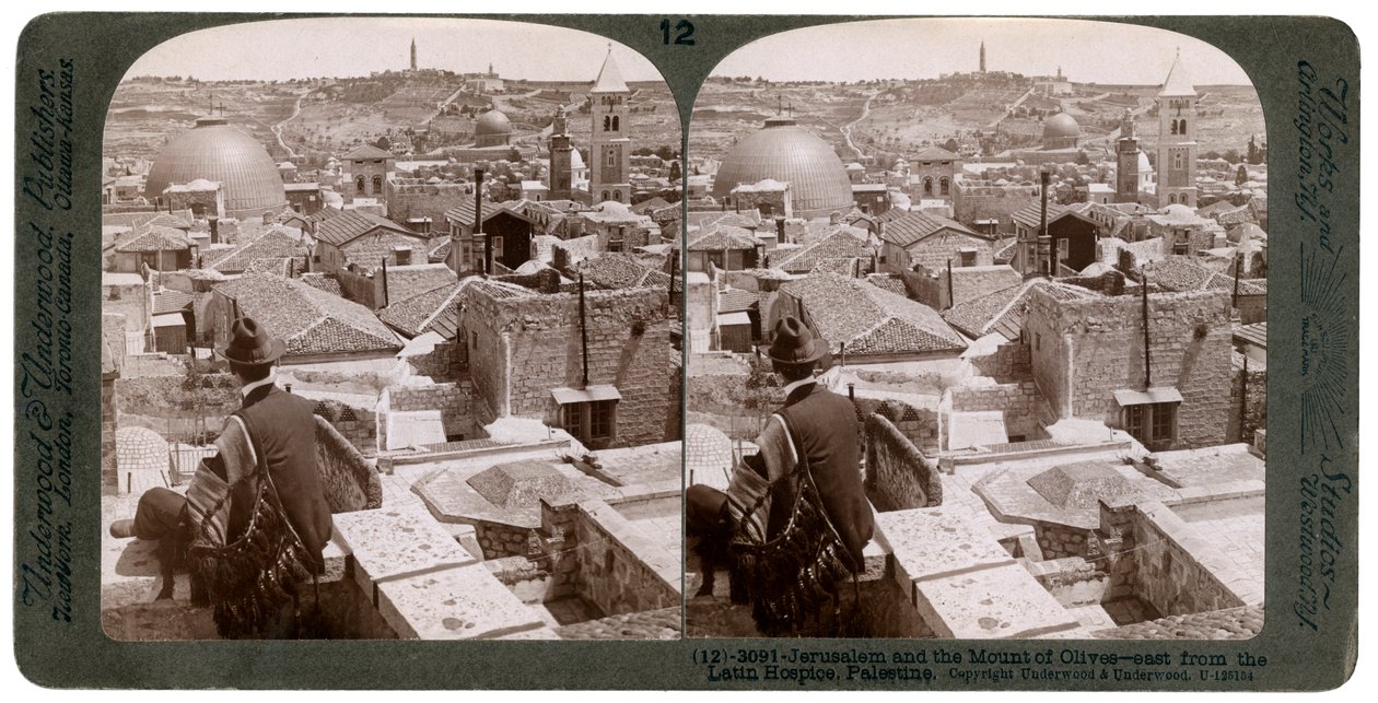 Jerusalem og Oliebjerget, med udsigt mod øst fra Latin Hospice, Palæstina, 1900-tallet. af Underwood and Underwood