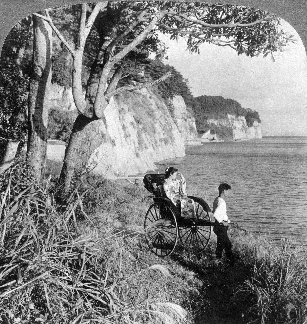 Kigger mod øst over Mississippi Bay, nær Yokohama, Japan, 1904. af Underwood and Underwood