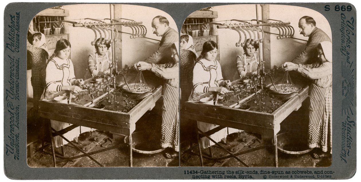 Fremstilling af silke, Syrien, 1900-tallet. af Underwood and Underwood