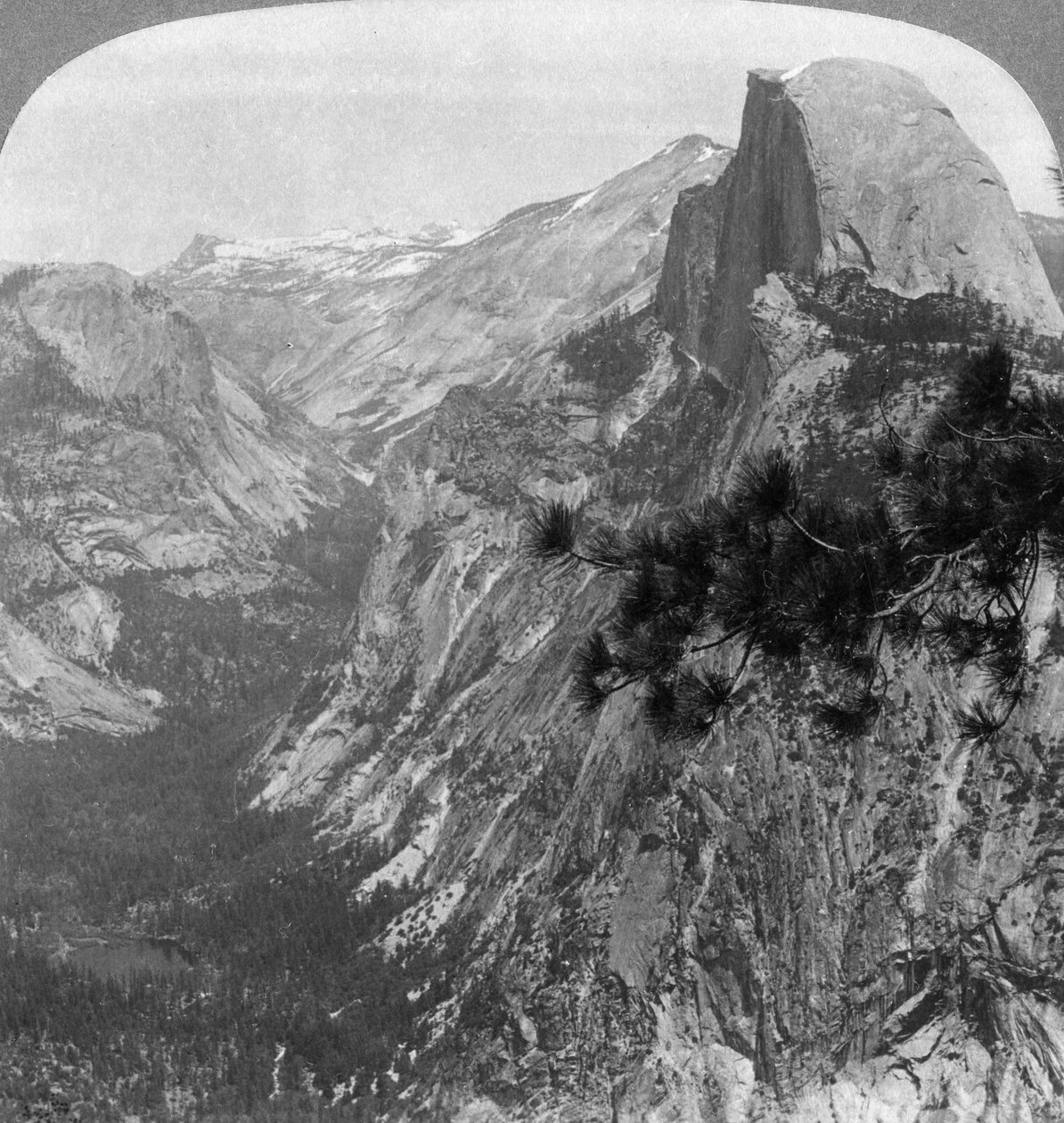 Mirror Lake, Half Dome and Clouds Rest, Yosemite Valley, Californien, USA, 1902 af Underwood and Underwood