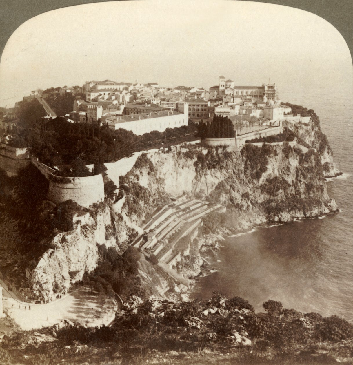 Monte Carlos hovedstad, Monaco - I det mindste fyrstedømme på jorden, 1899. af Underwood and Underwood