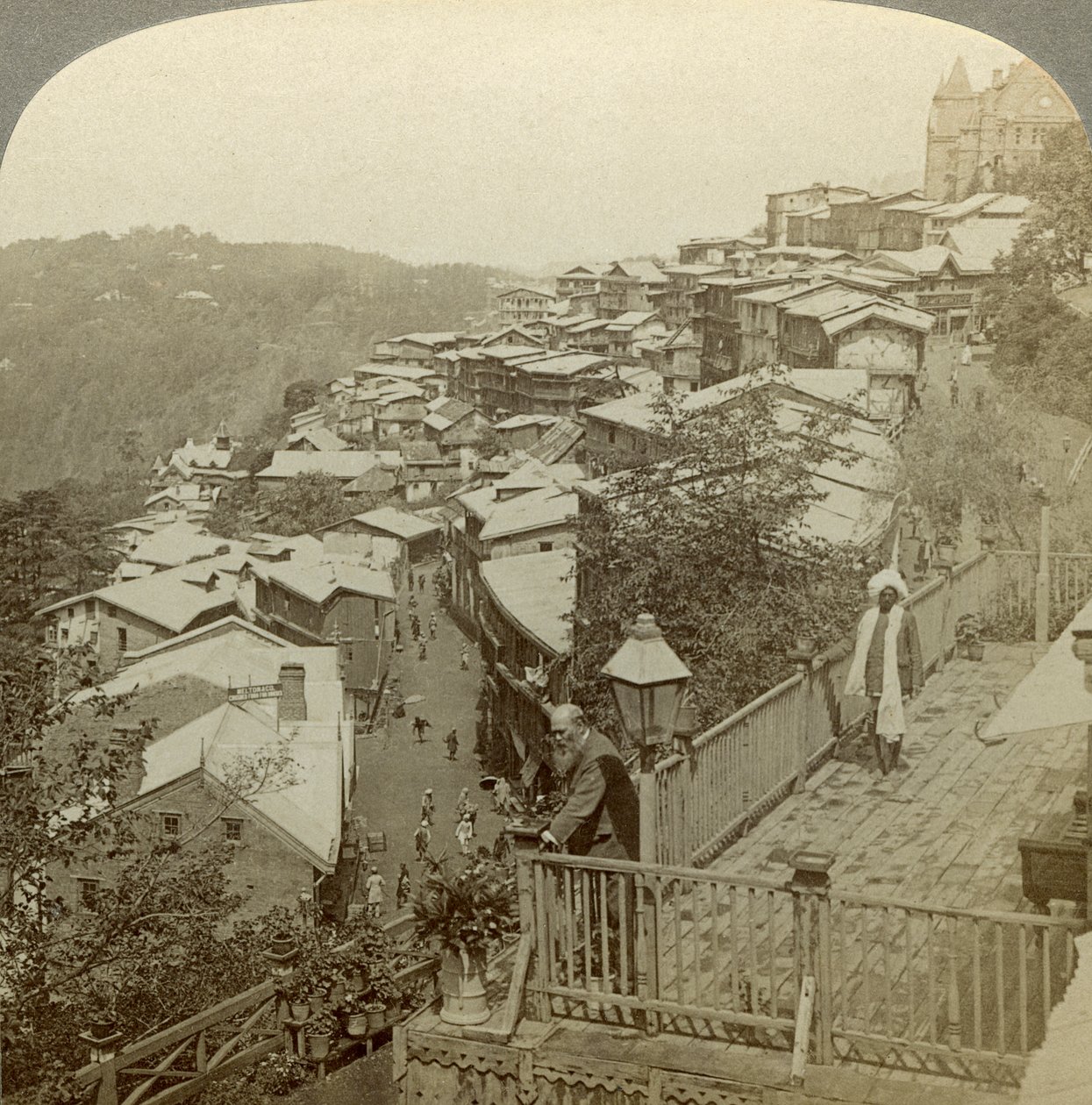 Simla, Indiens sommerhovedstad, omkring 1900-tallet. af Underwood and Underwood