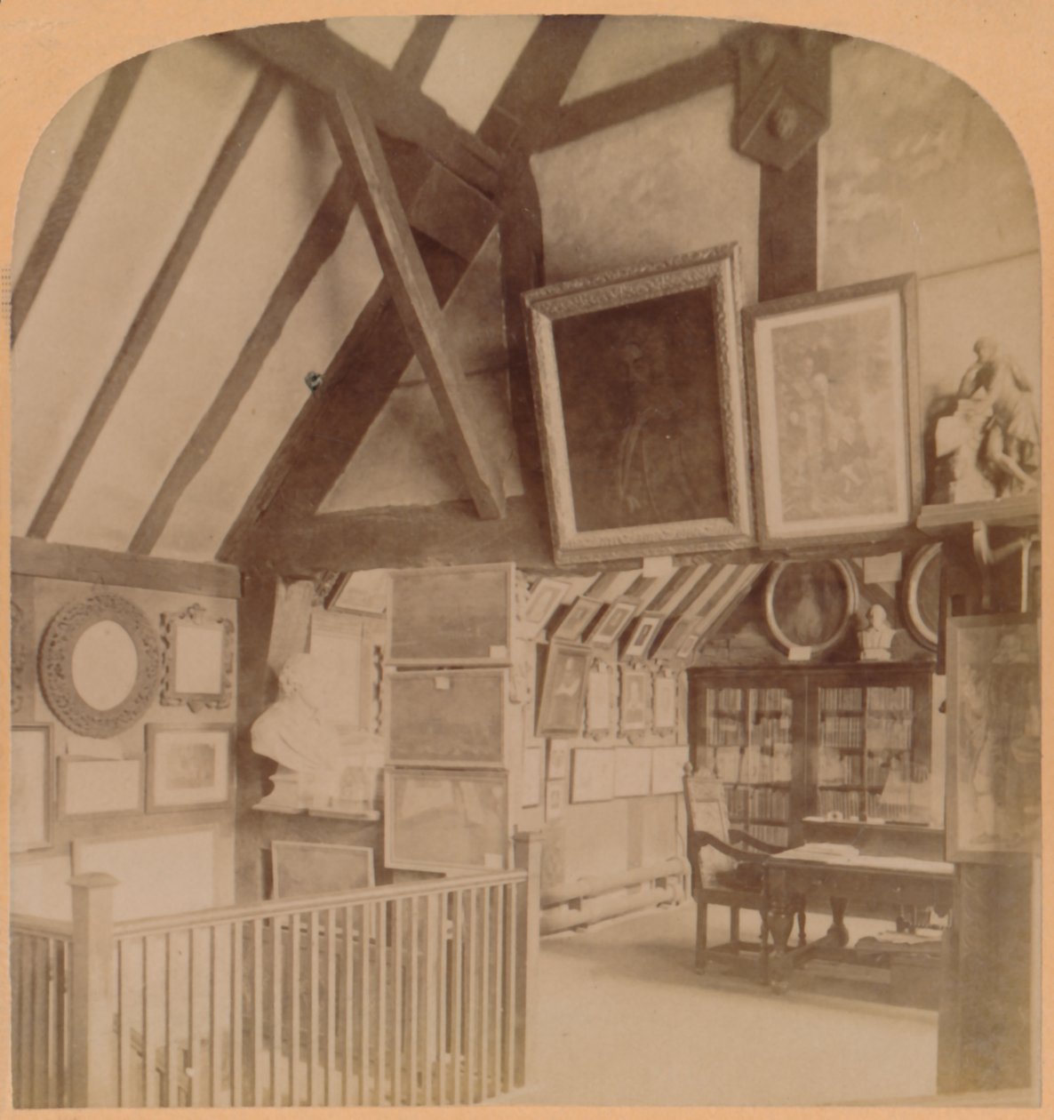 Biblioteket i Shakespeares hus, Stratford-on-Avon, England, 1900. af Underwood and Underwood