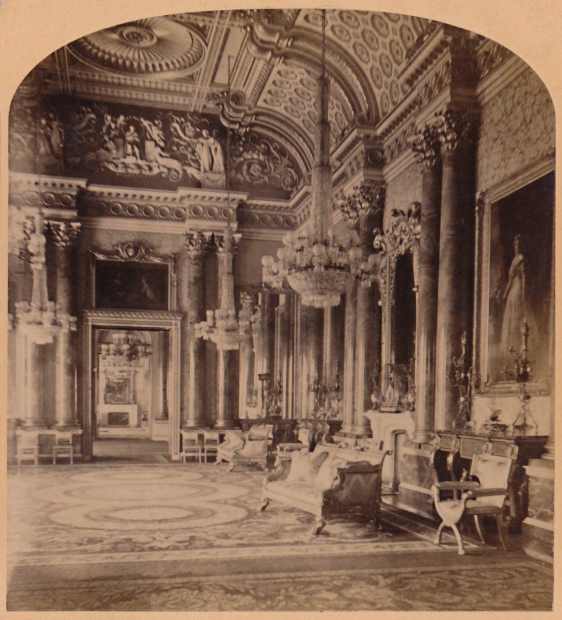 The Queens Gorgeous Blue Room, Buckingham Palace, London, England, 1900. af Underwood and Underwood