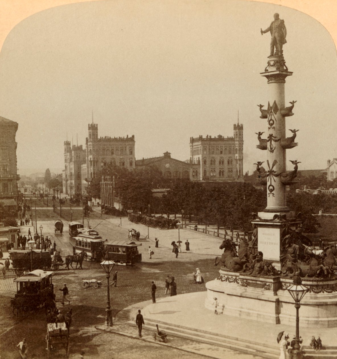 Tegetthoff-monumentet, i Prater-Stern, Wien, Østrig, 1898. af Underwood and Underwood