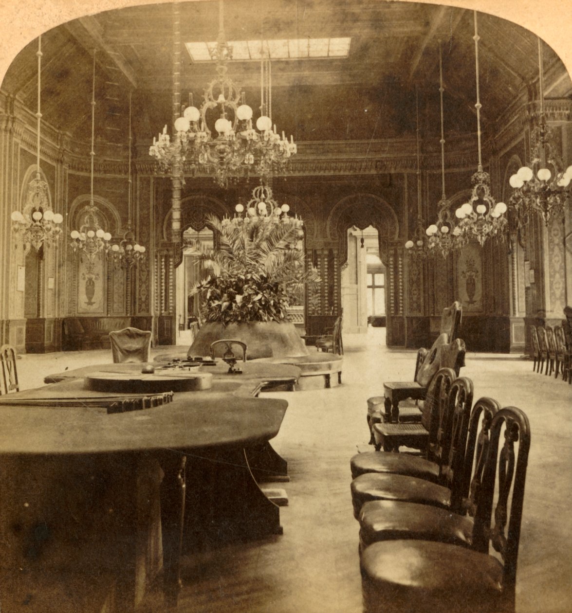 Den berømte Roulette Salon, Casino, Monte Carlo, Monaco, 1897. af Underwood and Underwood