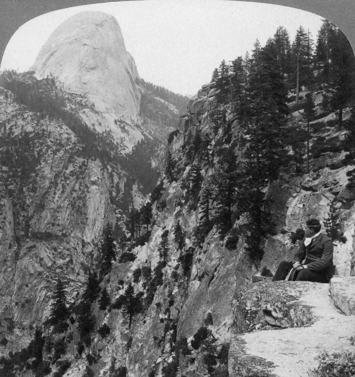 Udsigt fra Glacier Canyon til Half Dome, Yosemite Valley, Californien, USA, 1902 af Underwood and Underwood