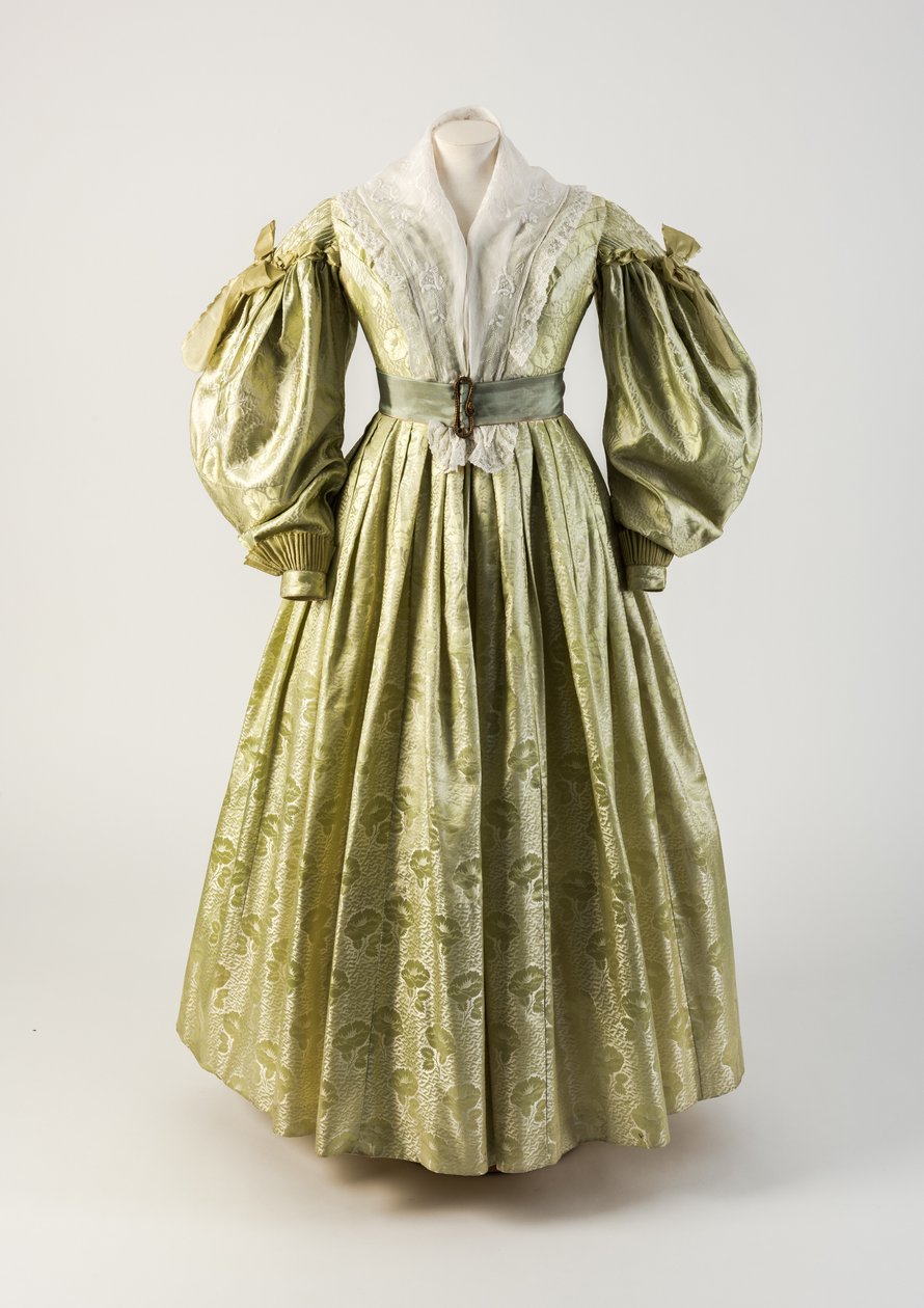 Lysegrøn vævet silkekjole med gigot-ærmer, 1835 (silke) af Unbekannt Unbekannt