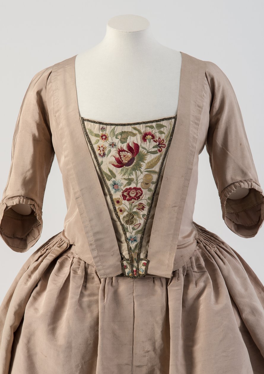 Rød og blå silketråd broderet stomacher, 1740