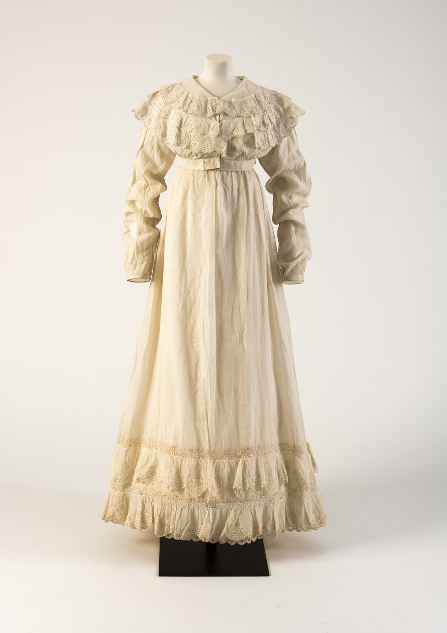 Hvid udskårne broderet bomuldskjole med overdel i spencer-stil, 1815 (bomuld) af Unbekannt Unbekannt