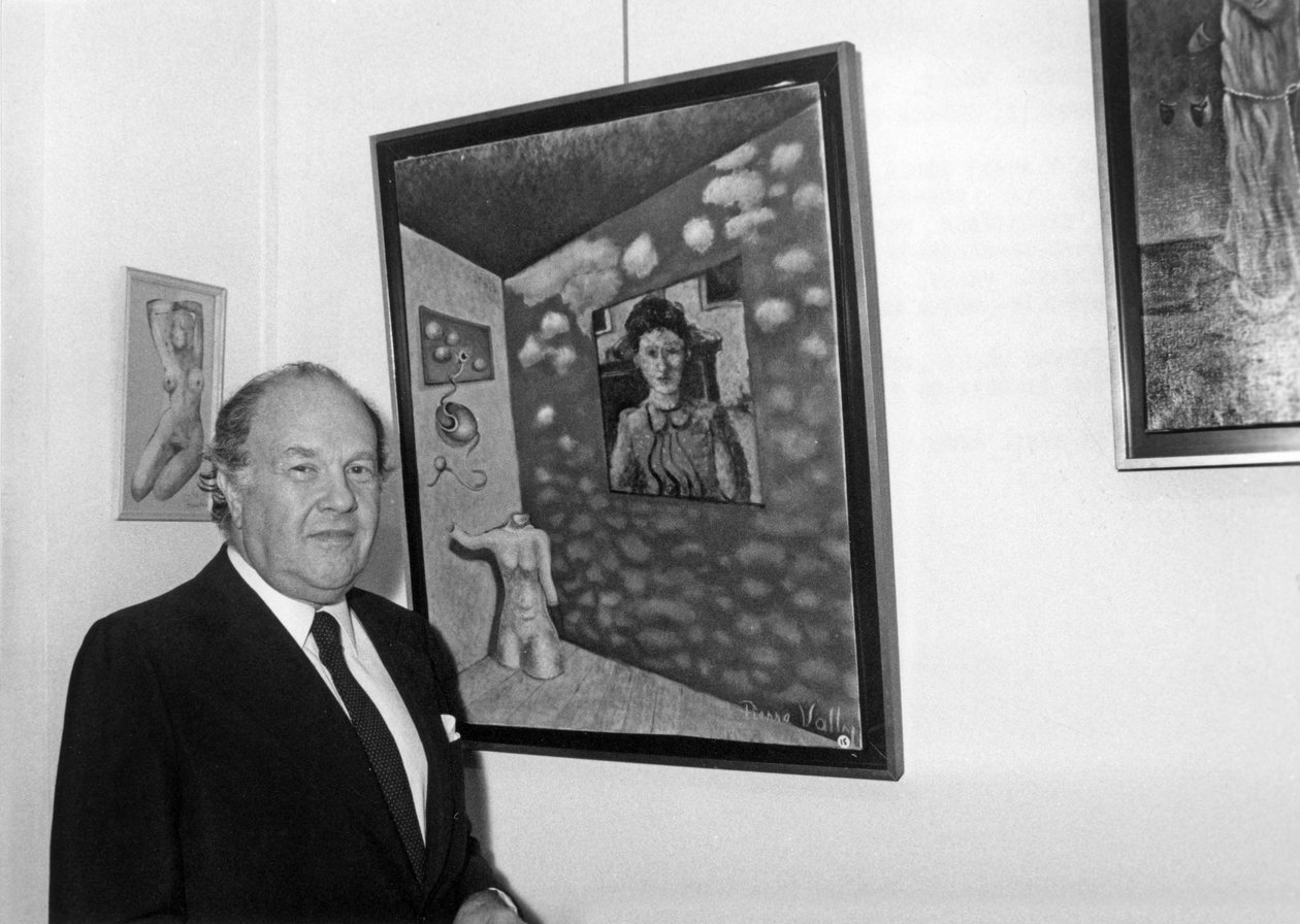 Pierre Velly Alias Pierre De Varga foran et af hans lærred ved åbningen af hans udstilling i Galerie 3000 11. april 1986 af Unknown