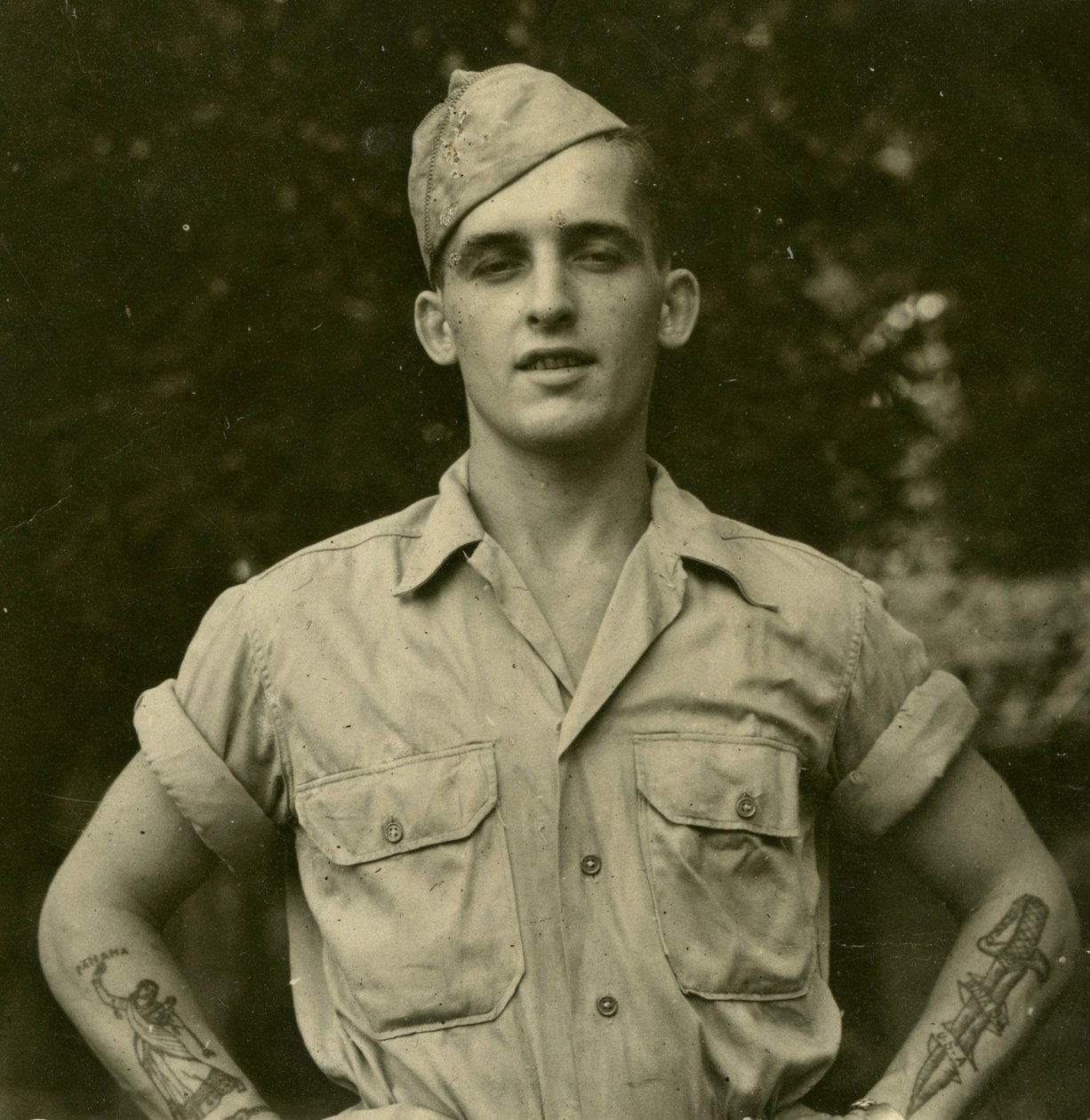Tatoveret amerikansk soldat, ca. 1941 af Unknown