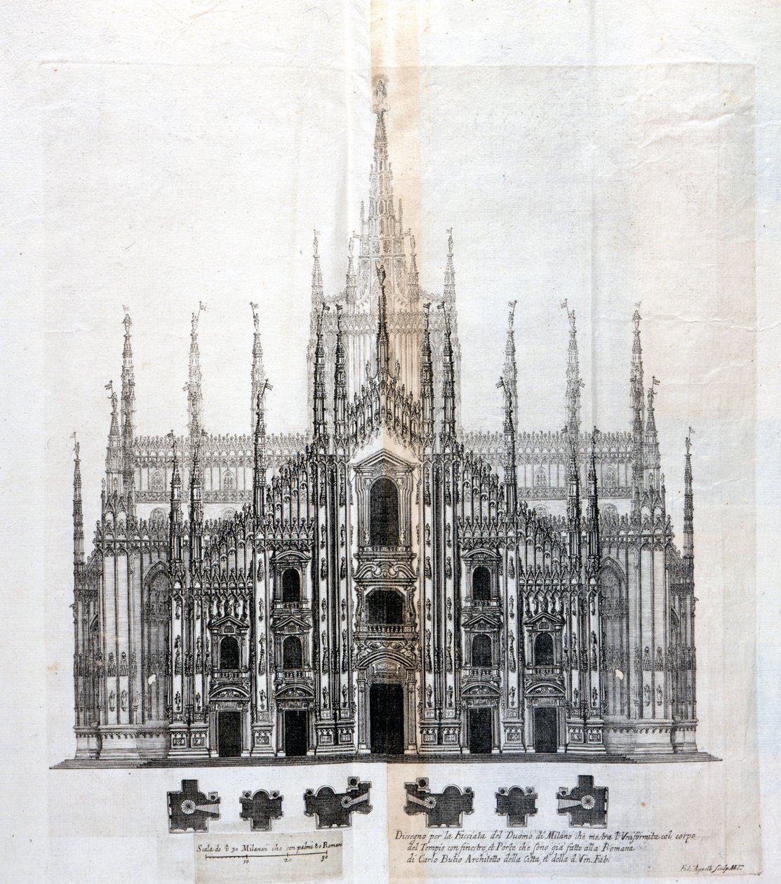 Tegning af facaden af Duomo i Milano, der viser dens ensartethed med bygningens krop. Mange arkitektoniske projekter blev designet omkring det 17. århundrede for at fuldende facaden, der var forblevet ufærdig. af Unknown artist