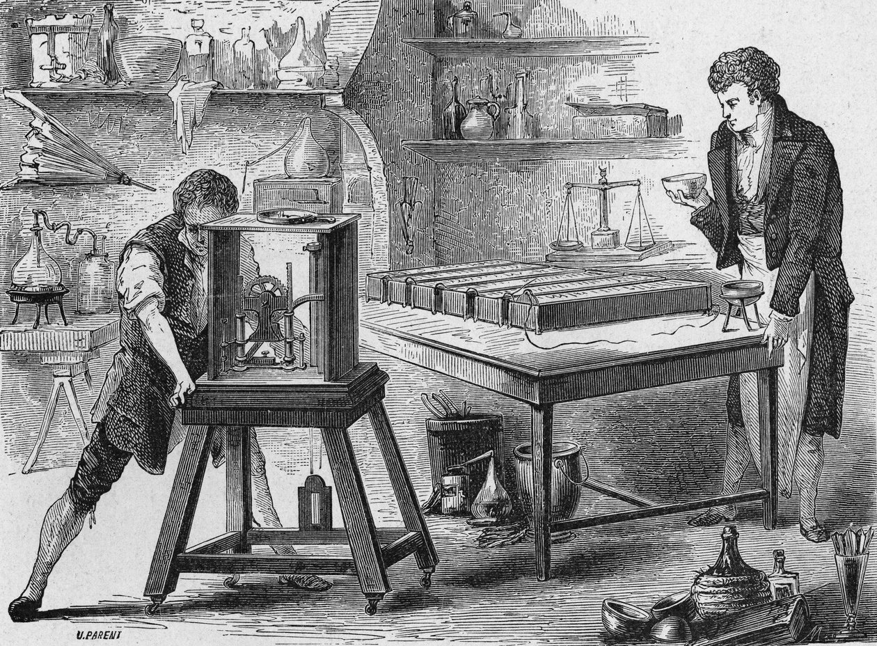 Humphry Davy nedbryder alkalierne ved hjælp af det elektriske batteri. I "Album de la Science", Éditions Jouvet af Unknown artist