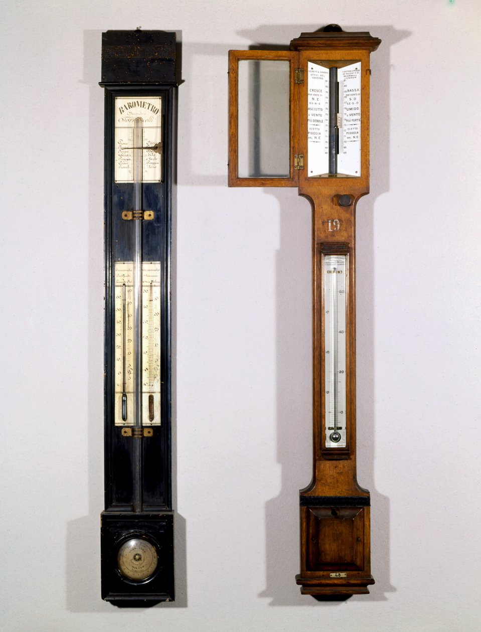 Model af kviksølvbarometre fra det 19. århundrede. af Unknown artist