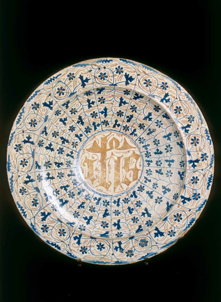 Tallerken med krystalliseret monogram, Valencia fabrikation af Unknown artist