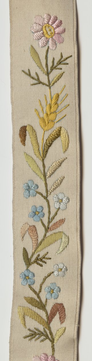 Seler, ca. 1880 (detaljeret billede), Broderet hvid satin, læder, sølv, Maker ukendt af Unknown artist