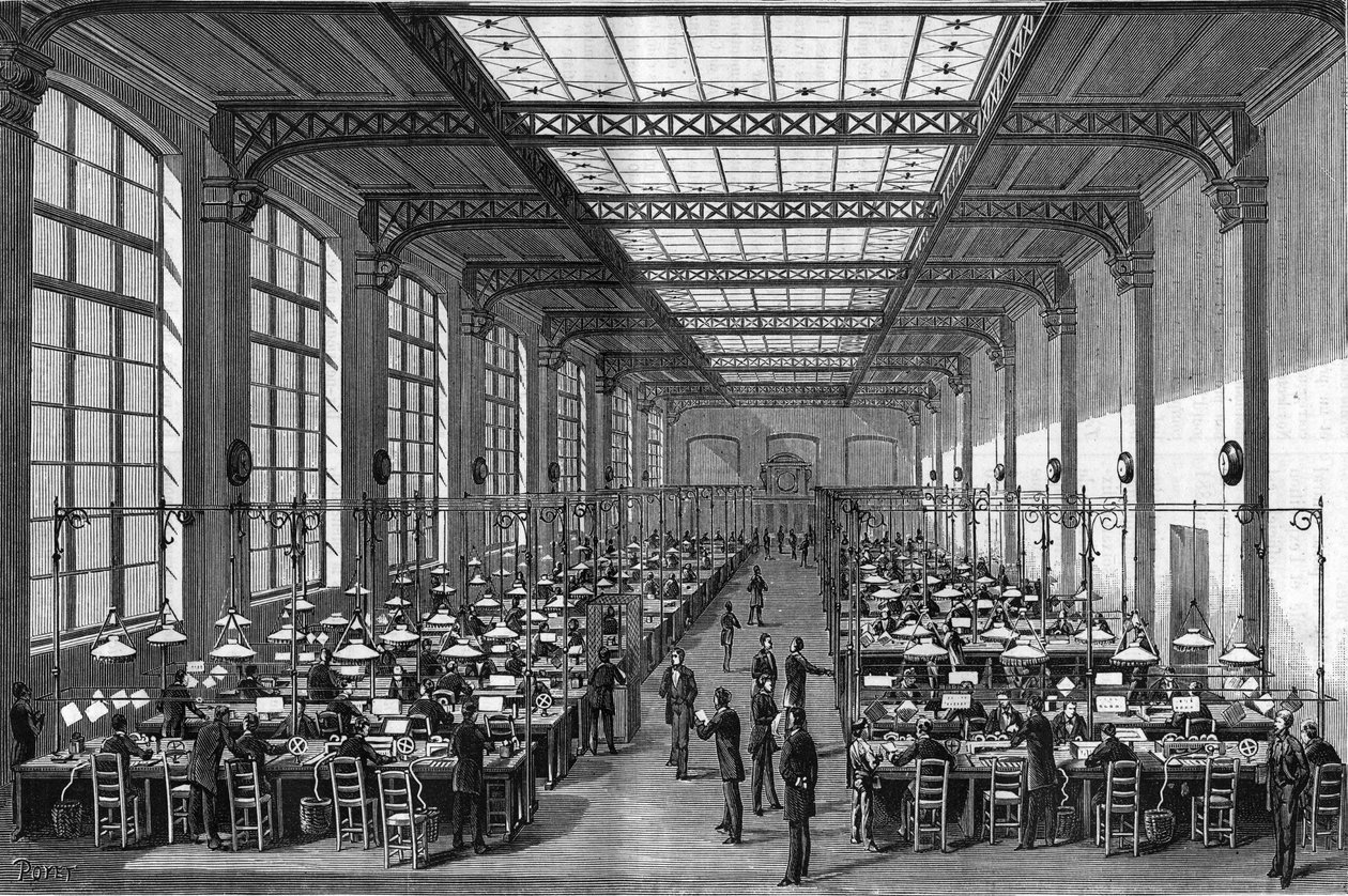 Den store sal på første sal i den nye telegrafstation i Paris i 1884. Indgravering fra 1884. i "" La Nature. Gennemgang af videnskaber og deres anvendelser til kunst og industri." af Unknown artist