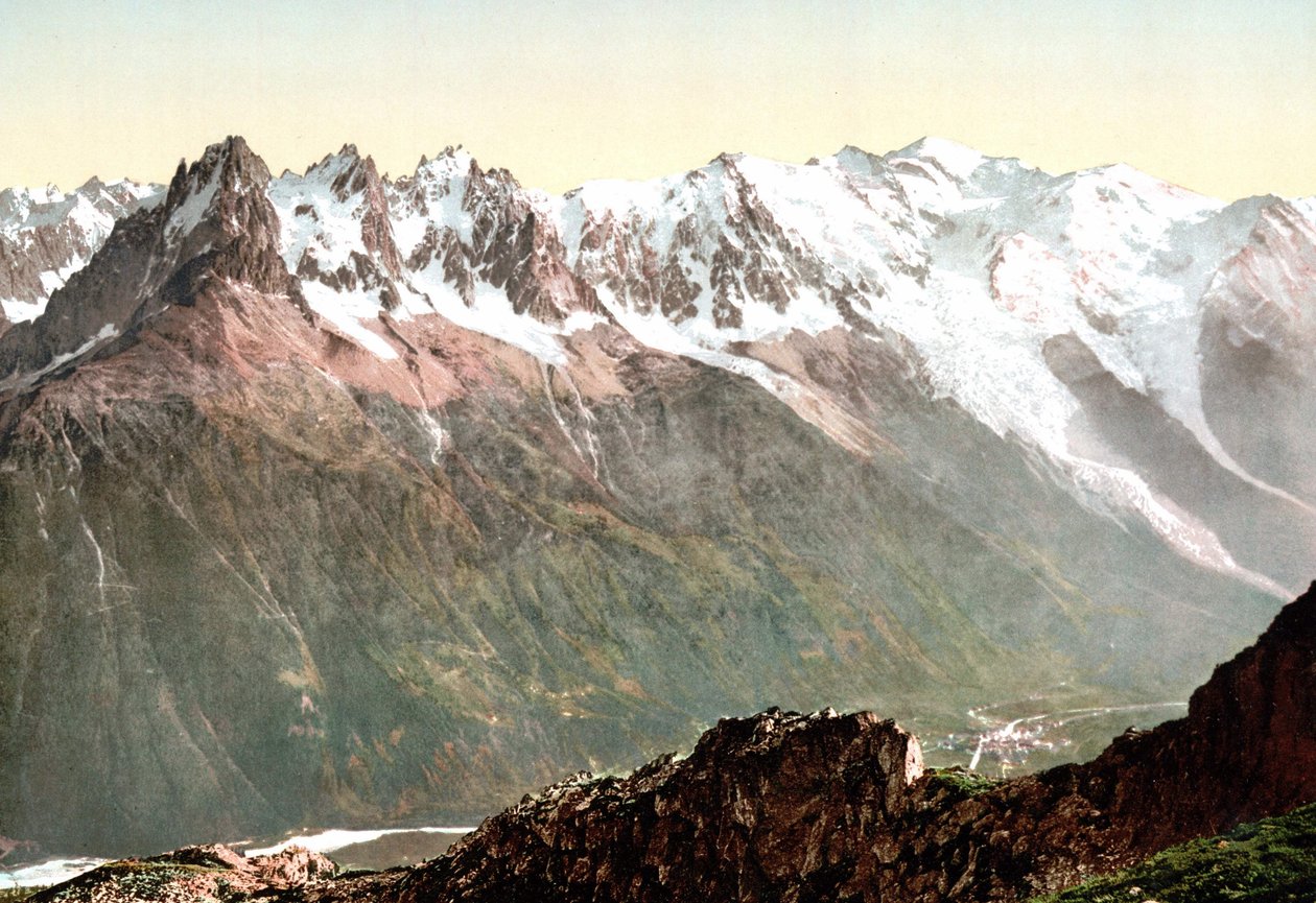 Udsigt over Mont Blanc: Mont Blanc-kæden omkring 1890 af Unknown artist
