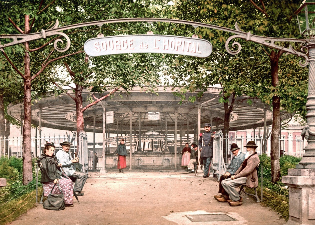 Udsigt over hospitalet i Vichy: kilde til hospitalet. Photochrome sd. v. 1890. af Unknown artist
