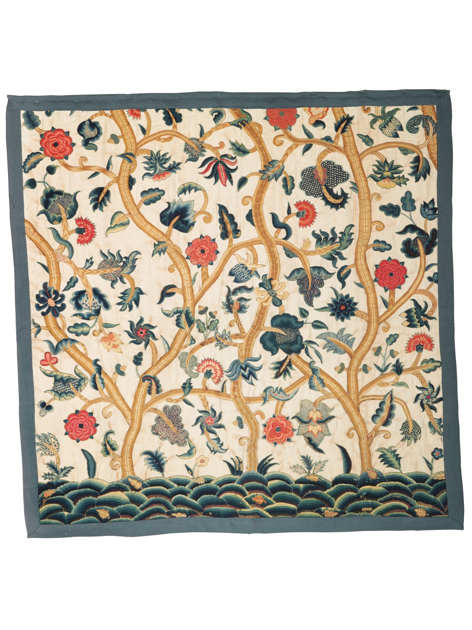 Et par crewel-ophæng (uld) af Unknown artist