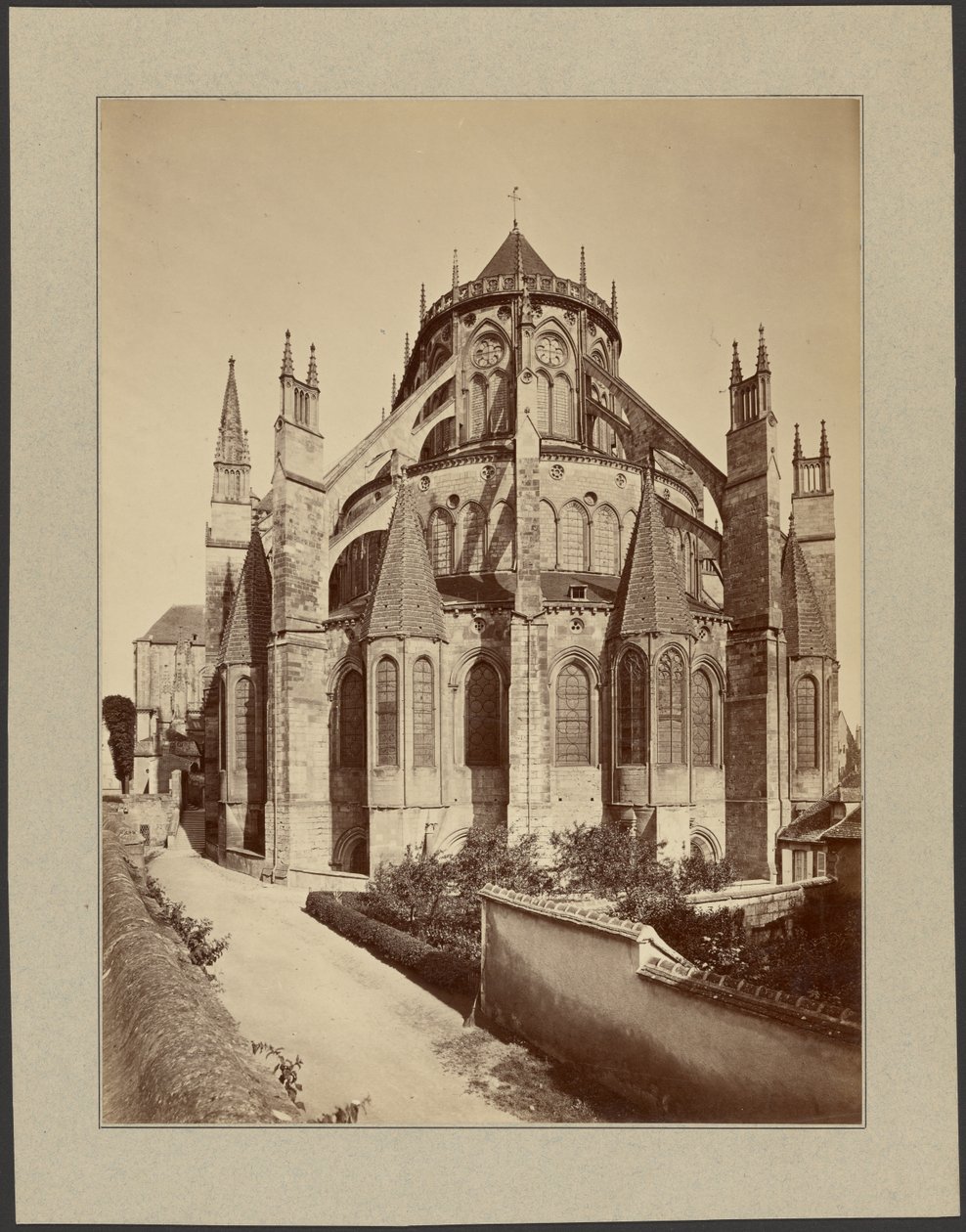 [Bourges-katedralen, apsis]. af Unknown artist