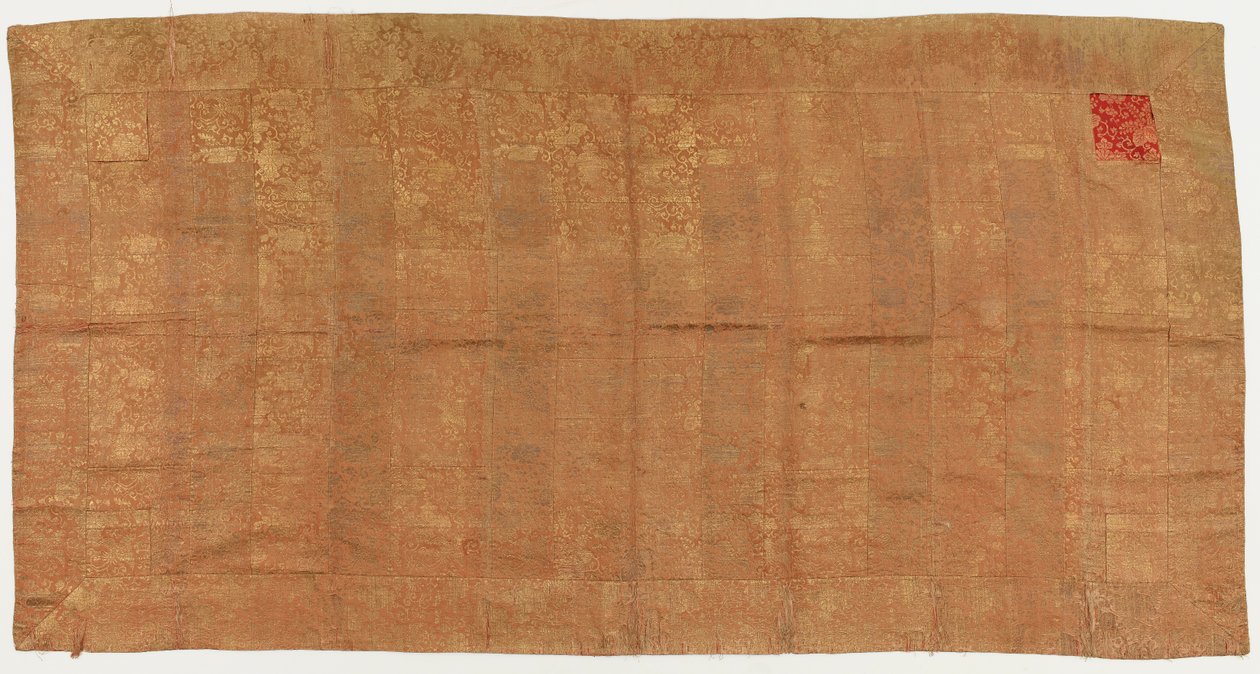 Brokade, silke. En buddhistisk munkedragt. Patched: Kesa af Unknown artist