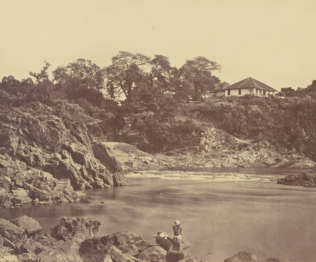 Bungalow ved Marble Rocks. Nerbudda af Unknown artist