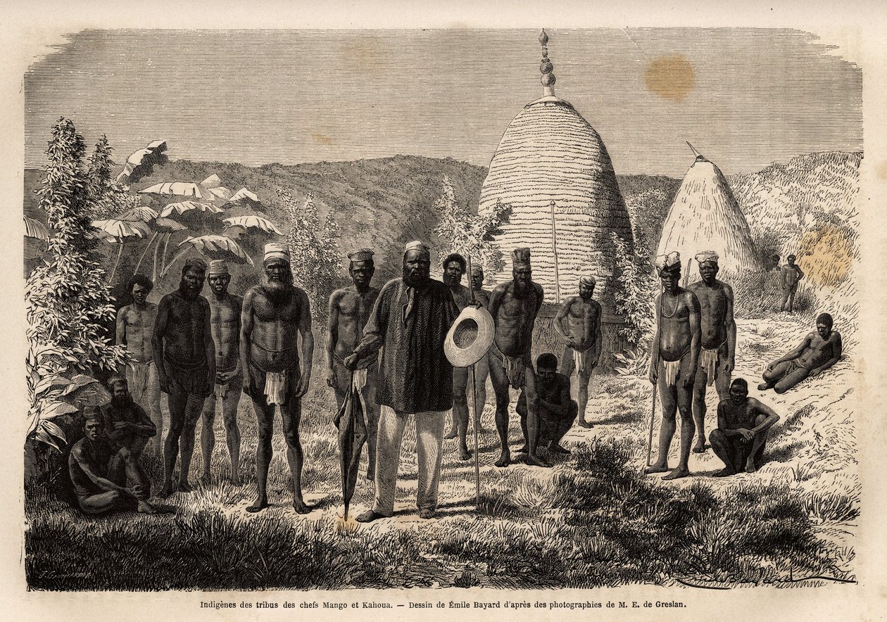 Chief Mango, hvis Kone-stamme blev svækket af successive angreb fra bjergstammerne, fandt tilflugt i Gatope på kysten af et venligt folk ledet af Chief Kahoua (med hat og paraply). Engravure pour illustrrer le voyage à la Nouvelle Caledonie, af af Unknown artist