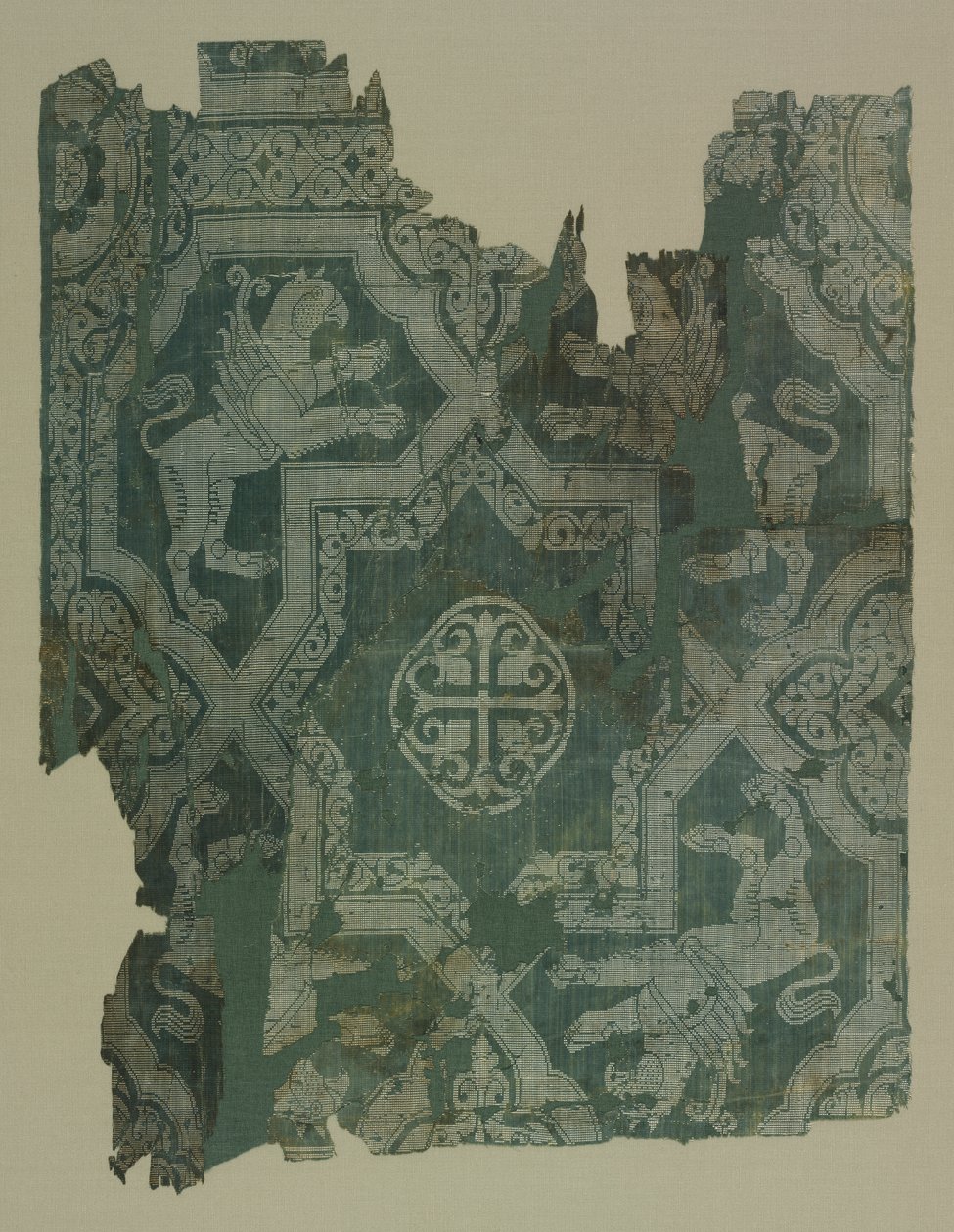 Fragment med stjernemønster og griffins af Unknown artist