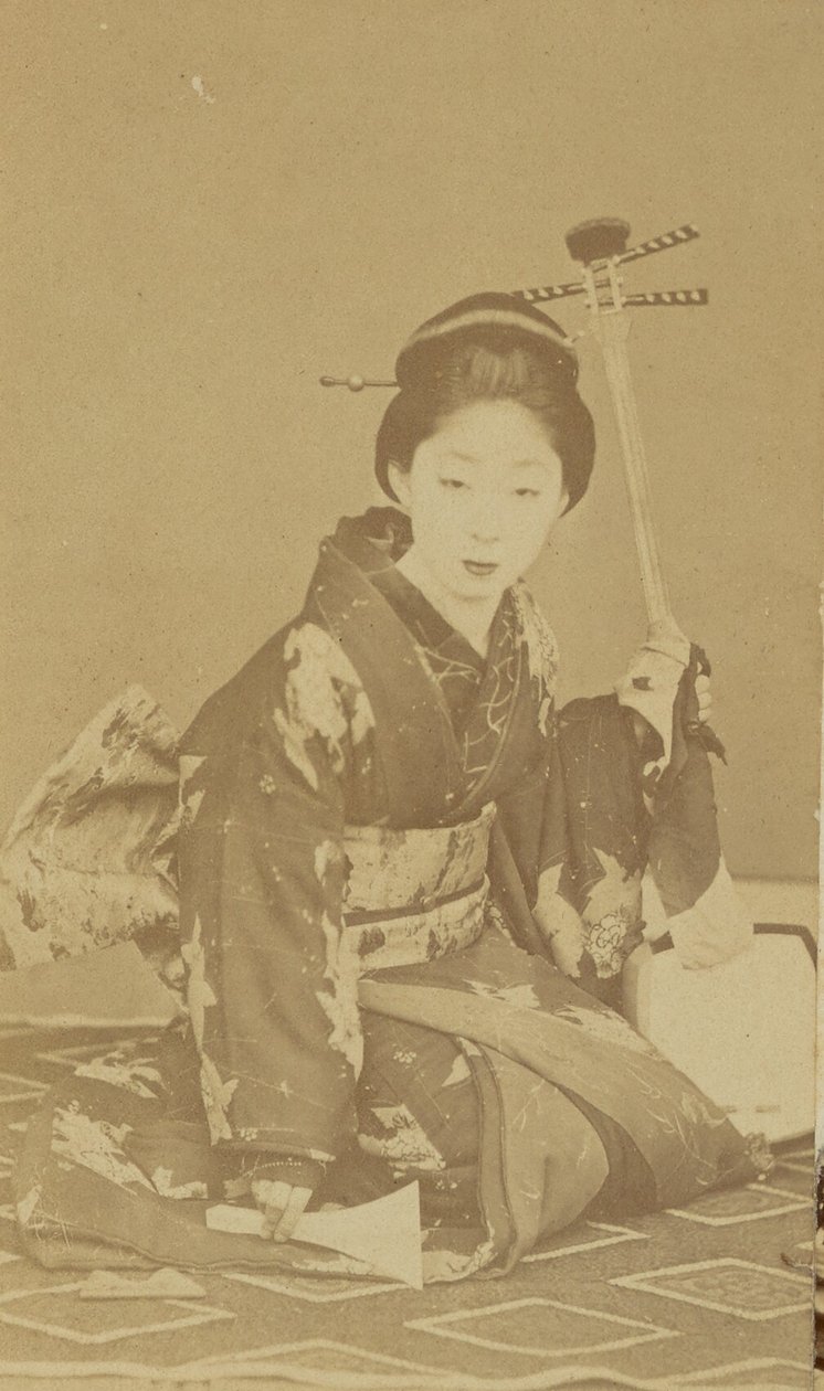 [Knælende japansk kvinde] af Unknown artist