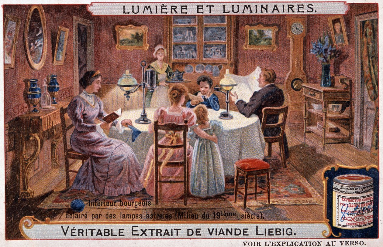 Lys og armaturer, borgerligt interiør oplyst af astrallamper - chromo. Liebig v. 1895 af Unknown artist
