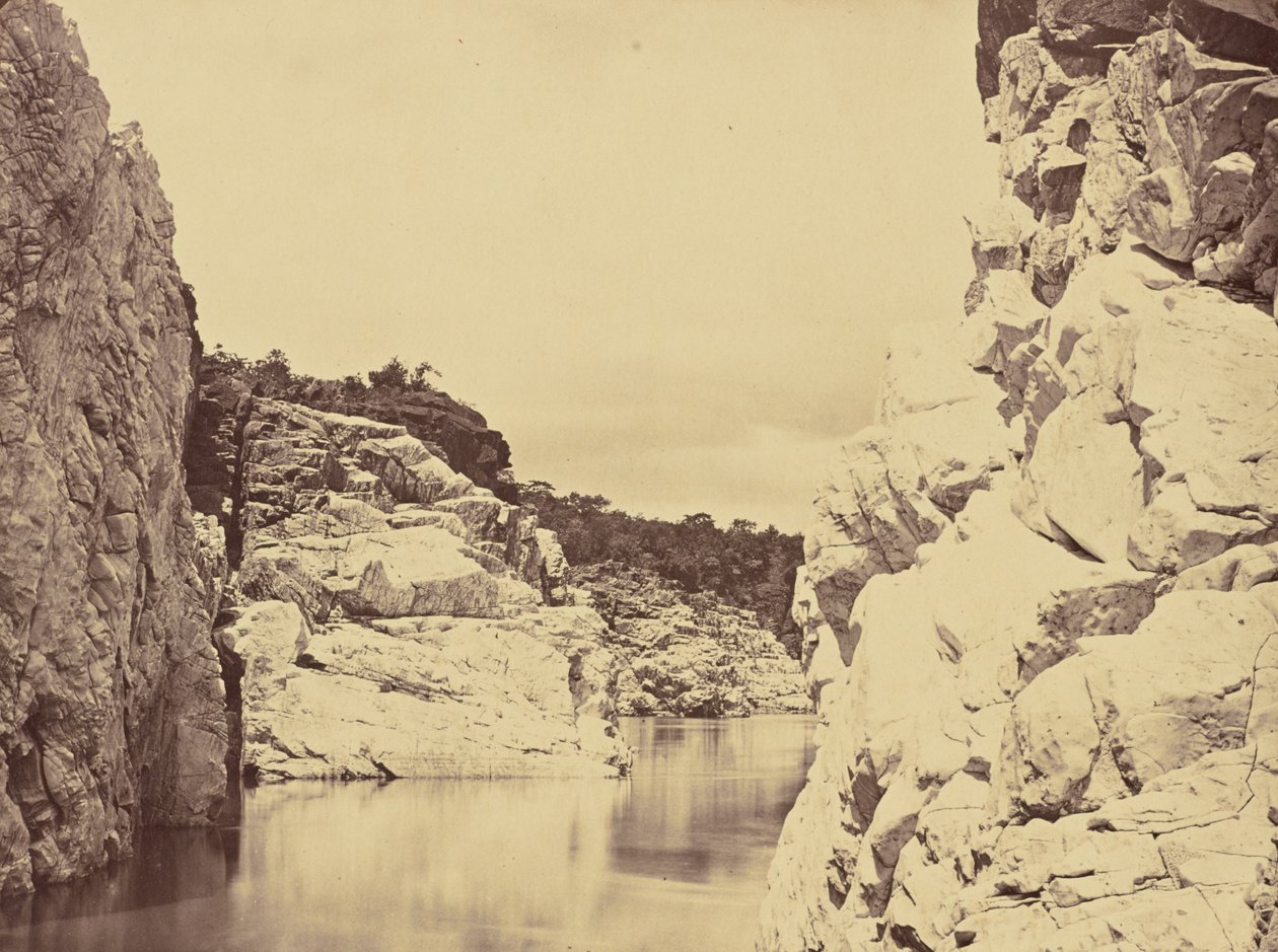 [Marmorsten ved Nerbudda]. af Unknown artist