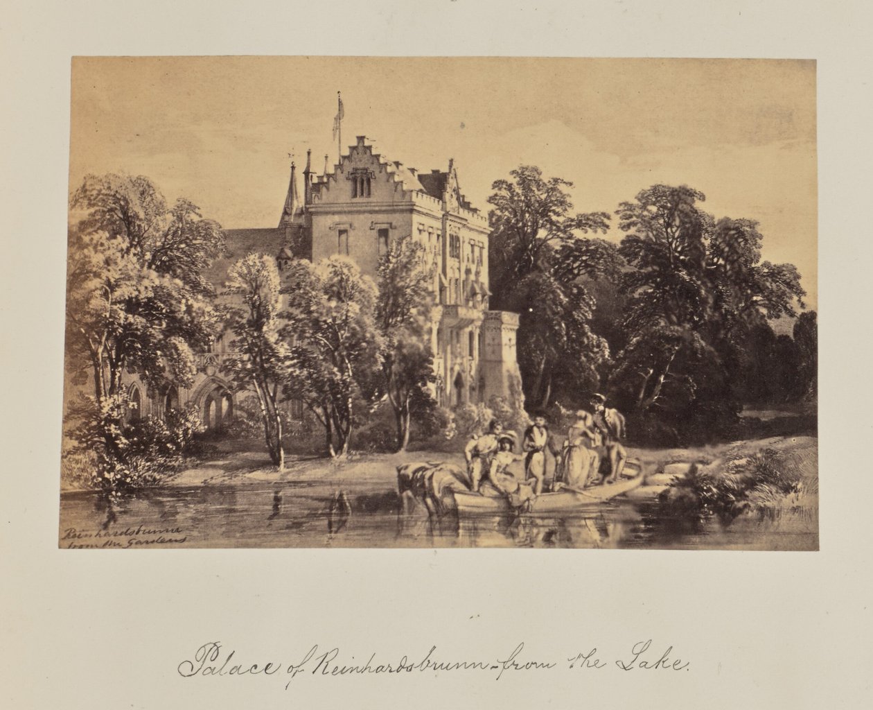 Reinhardsbrunn-slottet - fra søen. af Unknown artist