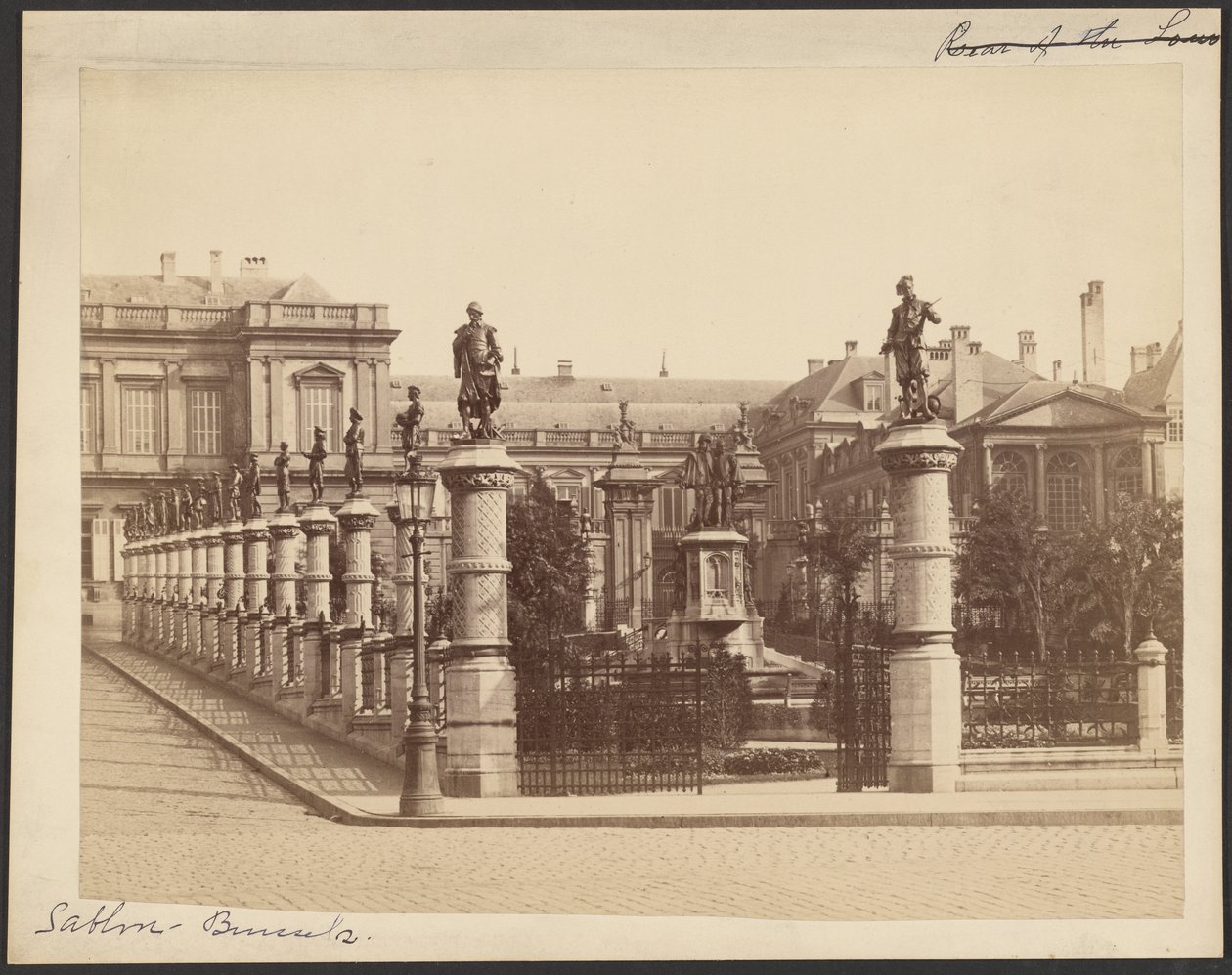 [Petit Sablon-pladsen, Bruxelles] af Unknown artist