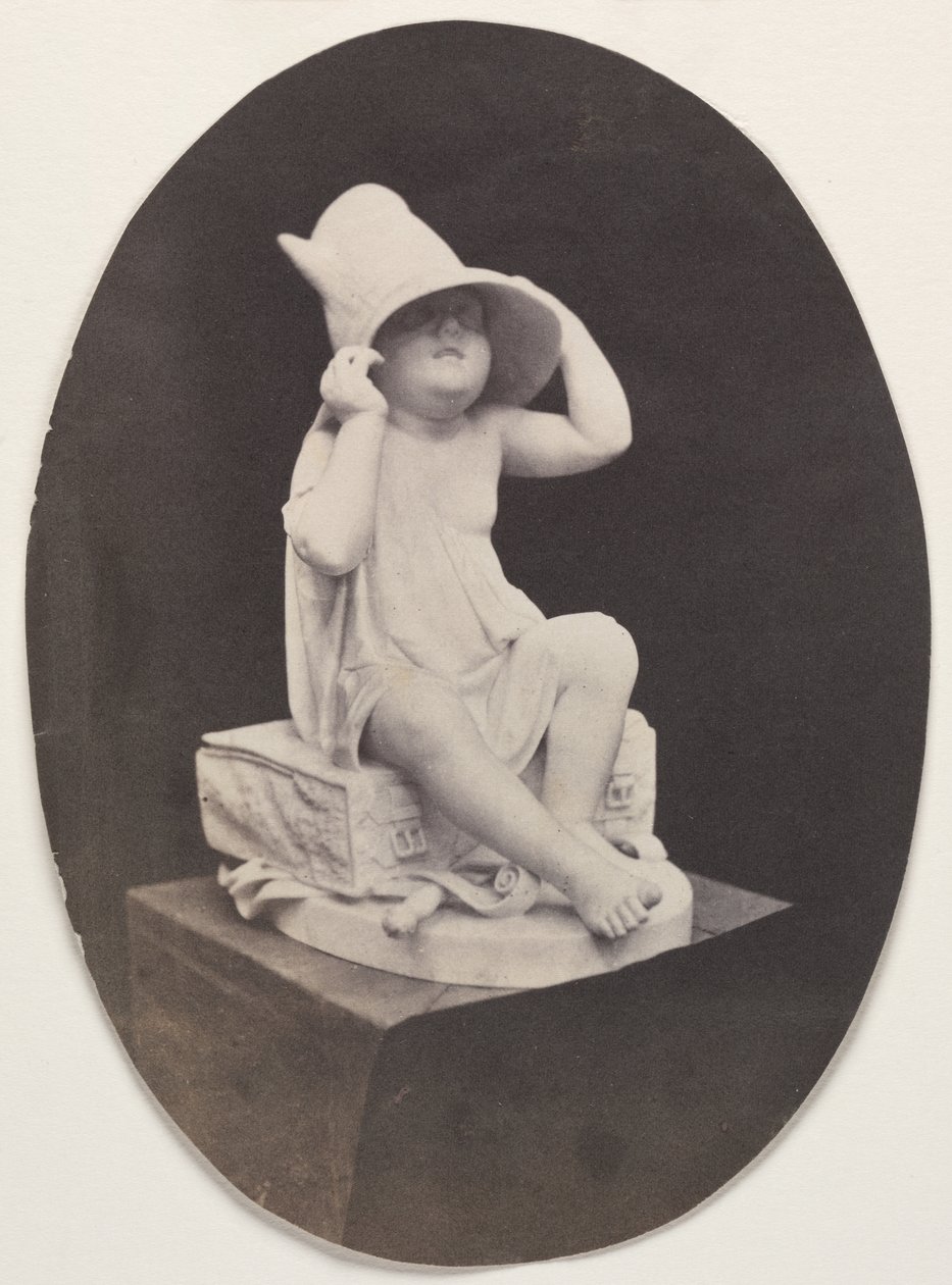 Statue of a Youth in Large Hat (fra et John R. Johnston-album) af Unknown artist