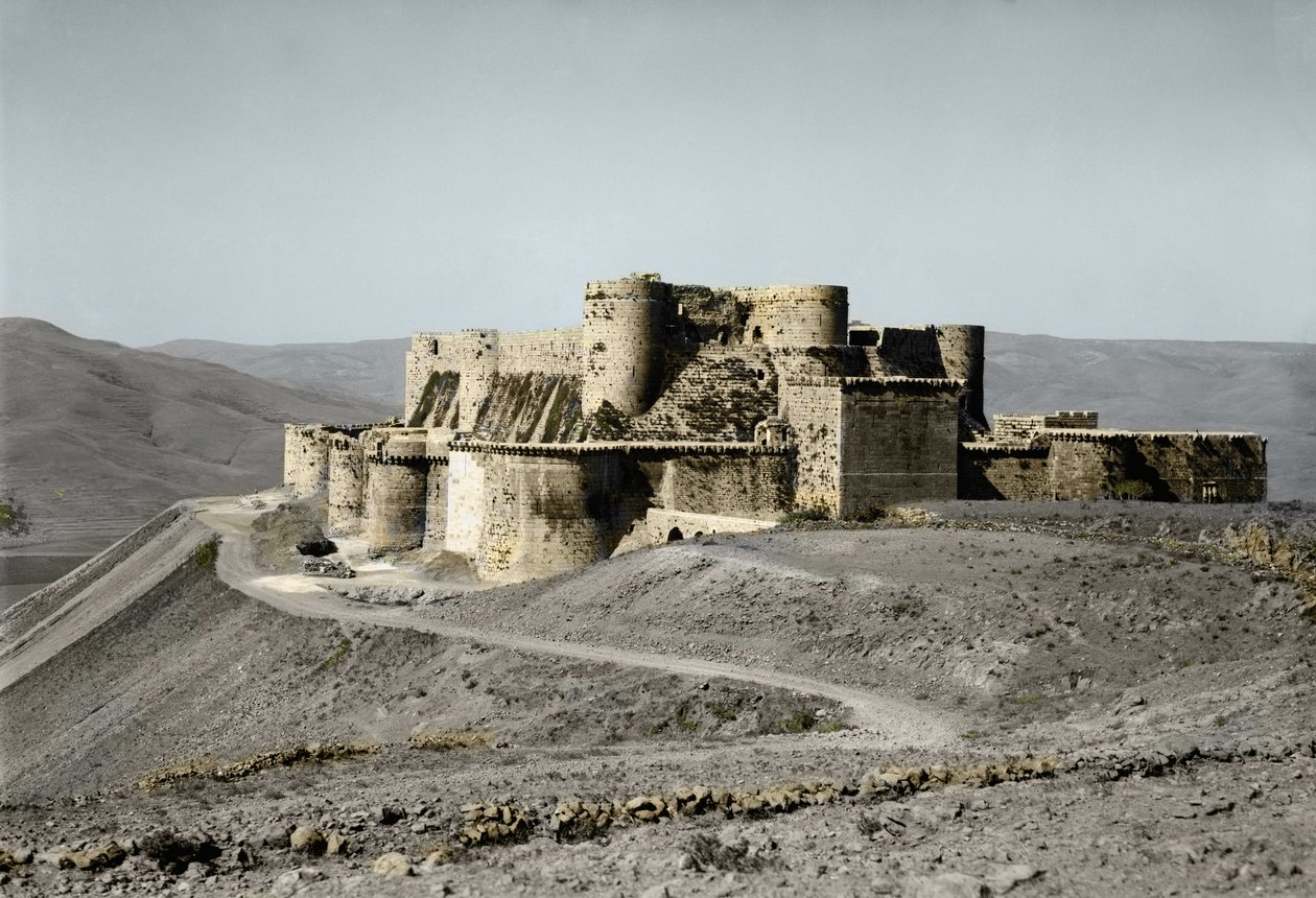 Krak fra Knights Castle Fort, der stammer fra korstogene, ligger i det vestlige Syrien, i 1930. af Unknown artist