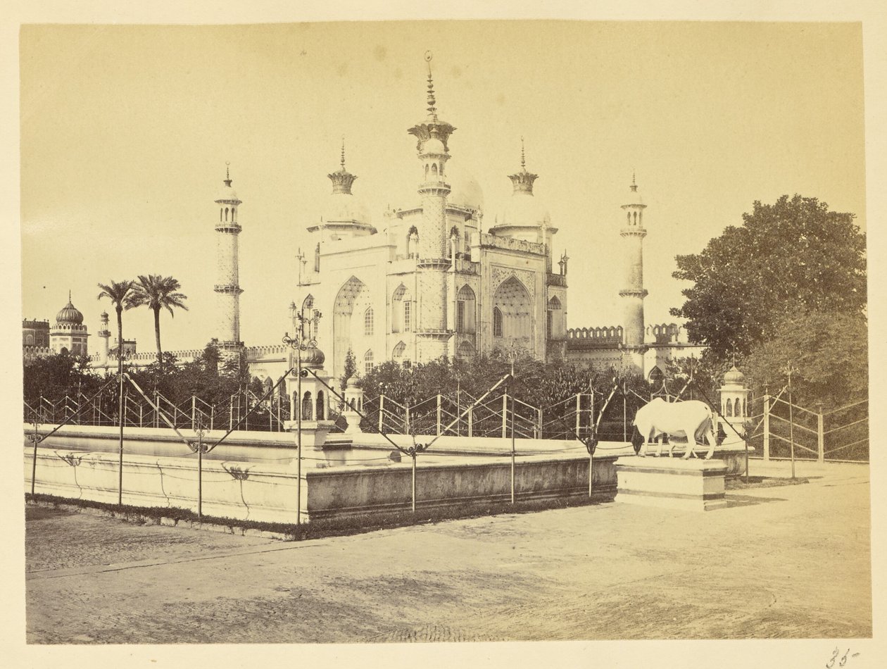 [Zinat Algiyas grav i Hussainabad Imambara-komplekset, Lucknow]. af Unknown artist