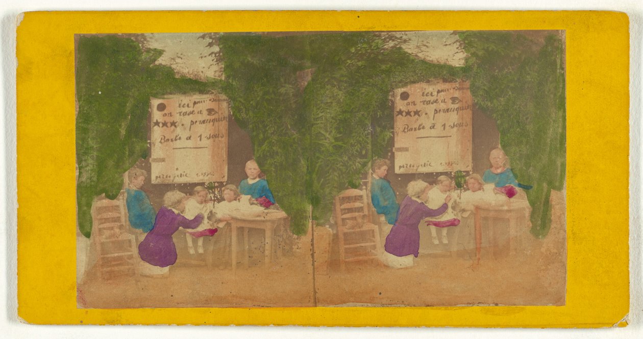 [Kvinder og børn sidder ved et bord]. af Unknown artist