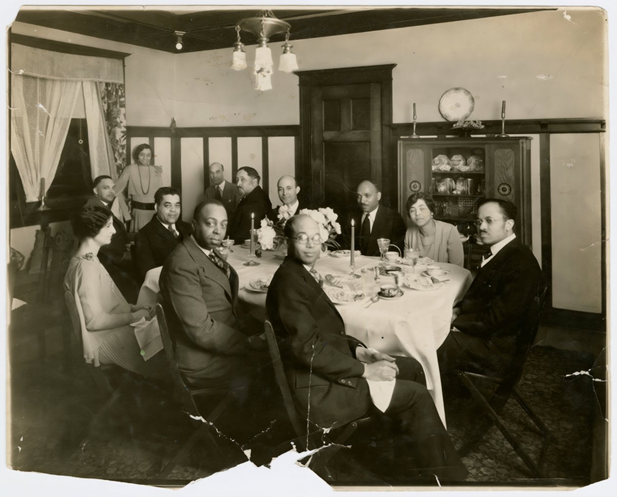 Arthur Schomburg og William Edouard Scott med flere af Unknown photographer