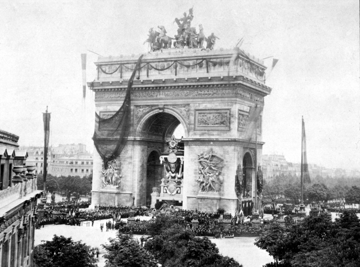 Victor Hugos begravelse ved Triumfbuen, Paris, den 01/06/1885 af Unknown photographer